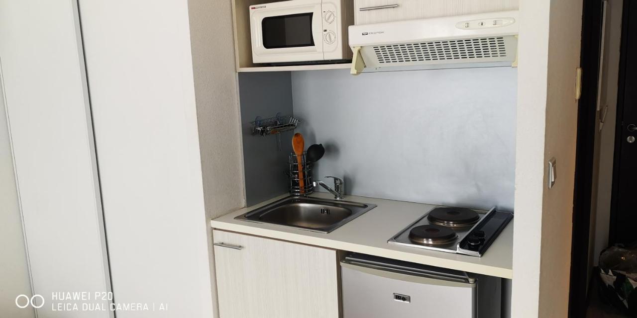 Studio 24M2 Au 4Eme Etage Ascenseur A Cote De La Gare Sncf Lourdes Ngoại thất bức ảnh