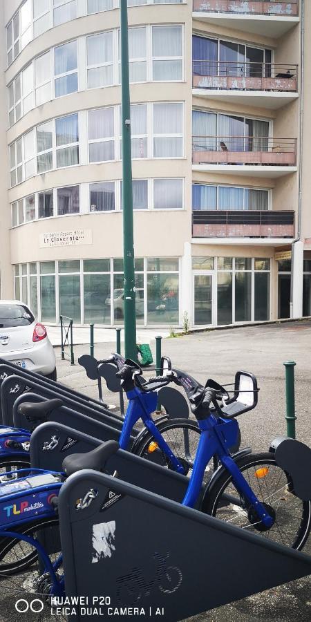 Studio 24M2 Au 4Eme Etage Ascenseur A Cote De La Gare Sncf Lourdes Ngoại thất bức ảnh
