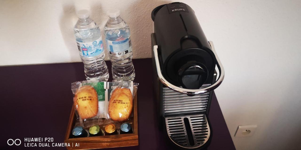 Studio 24M2 Au 4Eme Etage Ascenseur A Cote De La Gare Sncf Lourdes Ngoại thất bức ảnh